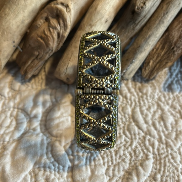 Vintage Heidi Daus Cuff with Hidden Watch - Picture 4 of 6